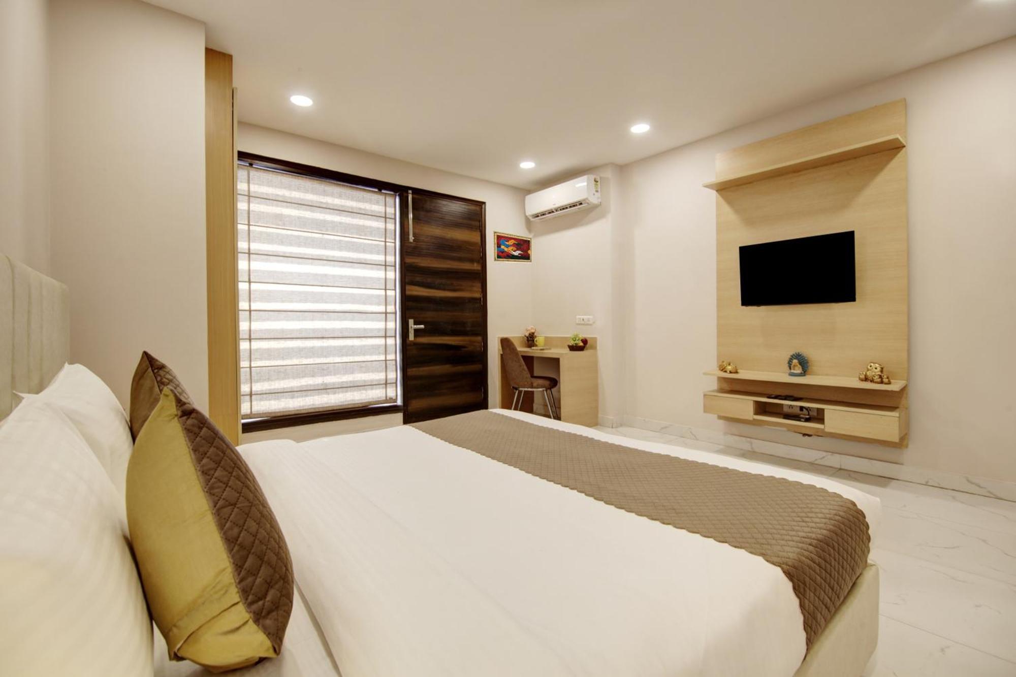 Limewood Stay - Fortis Hospital グルガウン エクステリア 写真