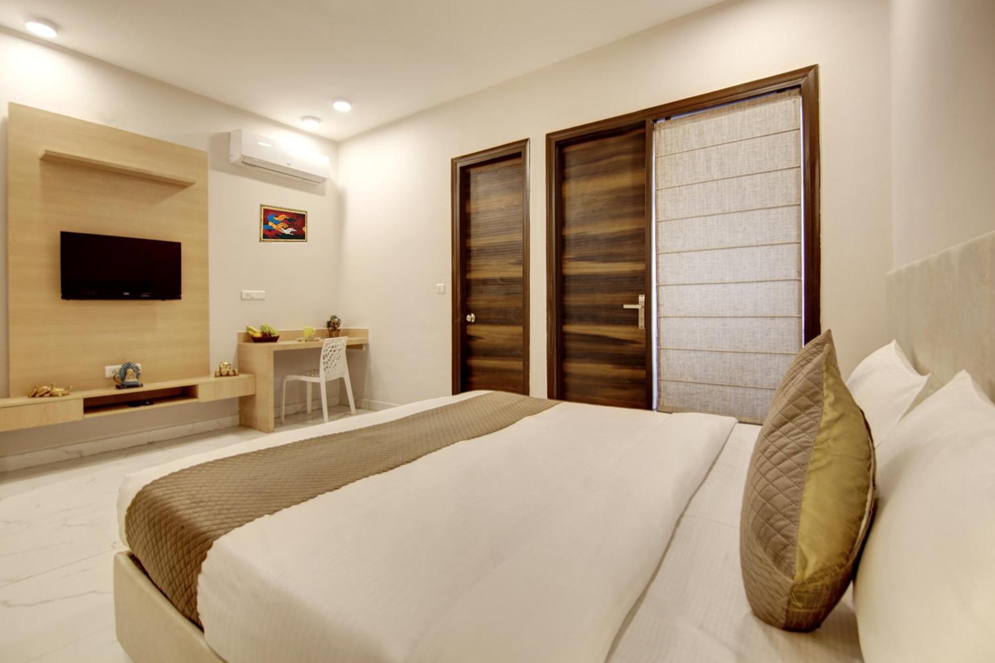 Limewood Stay - Fortis Hospital グルガウン エクステリア 写真