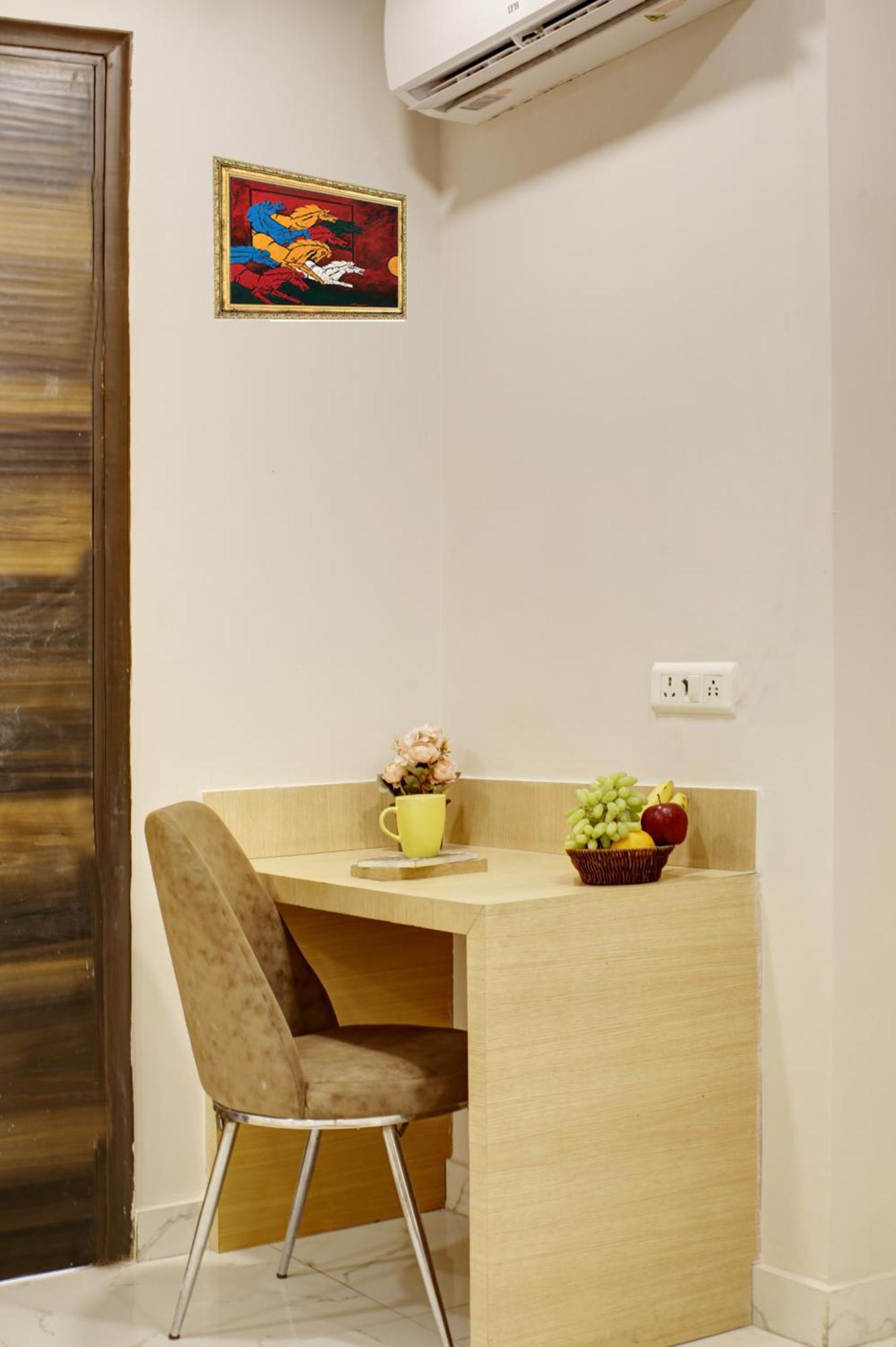 Limewood Stay - Fortis Hospital グルガウン エクステリア 写真